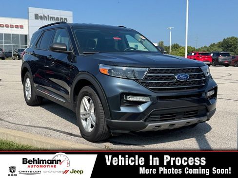 Used 2023 Ford Explorer XLT w/ Equipment Group 202A AWD/4WD image 1
