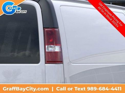 New 2025 Chevrolet Express 3500 Extended image 11