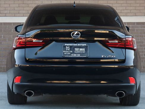 Used 2015 Lexus IS 250 w/ Premium Package RWD image 11