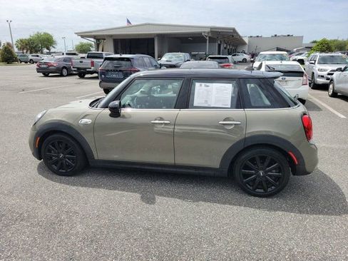 Used 2019 MINI Cooper S w/ Premium Package image 13