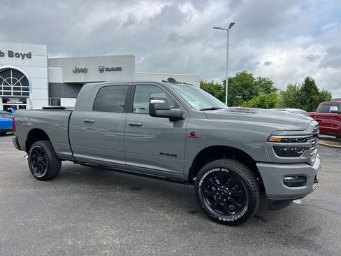 New 2026 RAM 2500 Laramie AWD/4WD image 1