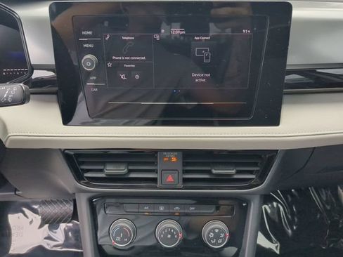 Certified 2025 Volkswagen Taos S FWD image 18