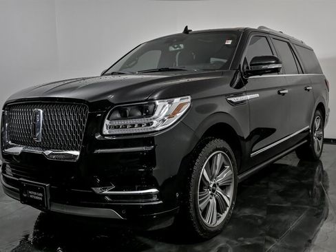 Used 2018 Lincoln Navigator L Reserve w/ Technology Package image 5