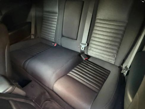 Used 2011 Dodge Challenger R/T w/ Electronics Convenience Group RWD image 16