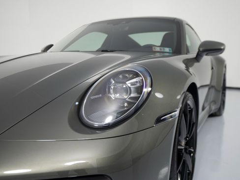 Certified 2022 Porsche 911 Carrera image 15