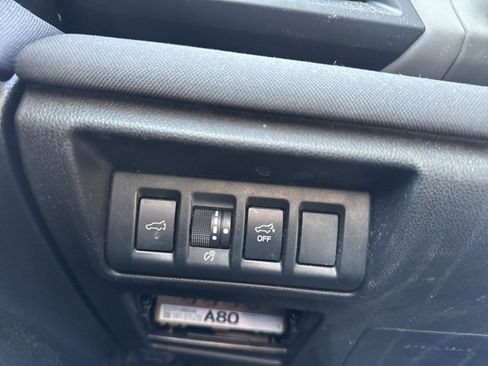 Used 2020 Subaru Outback Premium image 26