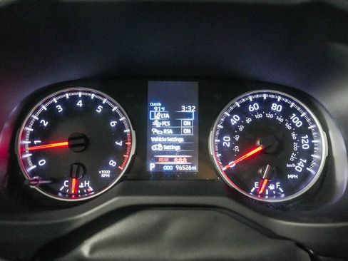 Certified 2021 Toyota RAV4 LE AWD/4WD image 23