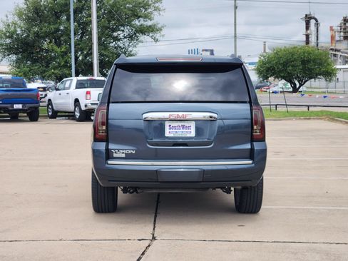 Used 2020 GMC Yukon Denali w/ Denali Ultimate Package AWD/4WD image 8