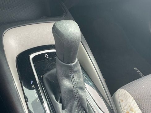 Used 2024 Toyota Corolla LE FWD image 7