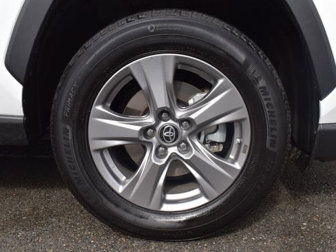 Certified 2024 Toyota RAV4 LE image 28