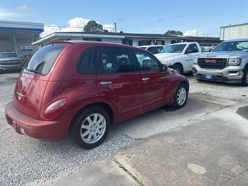 Used 2006 Chrysler PT Cruiser Limited FWD image 4