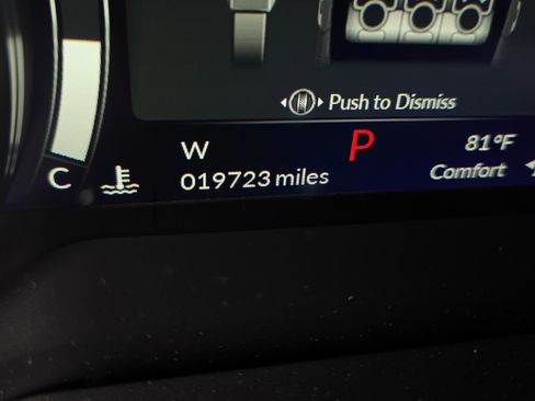 Used 2025 Acura RDX SH-AWD w/ Technology Package image 19