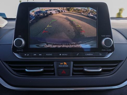 Used 2025 Nissan Altima 2.5 S image 29