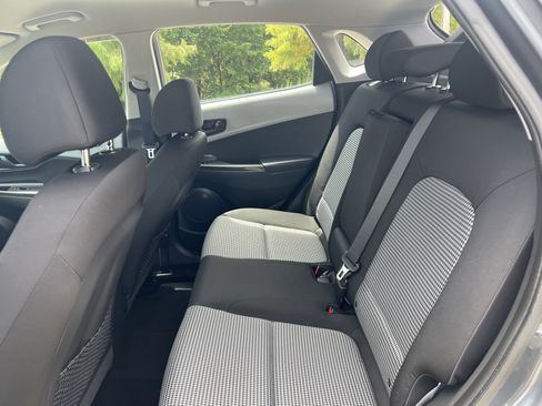 Used 2020 Hyundai Kona SE FWD image 27