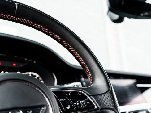 Used 2020 Bentley Continental GT image 32