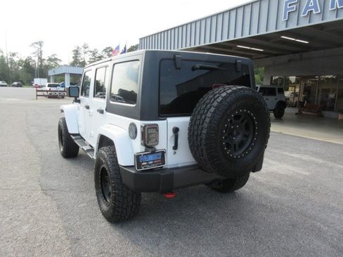 Used 2012 Jeep Wrangler Unlimited Sport AWD/4WD image 3