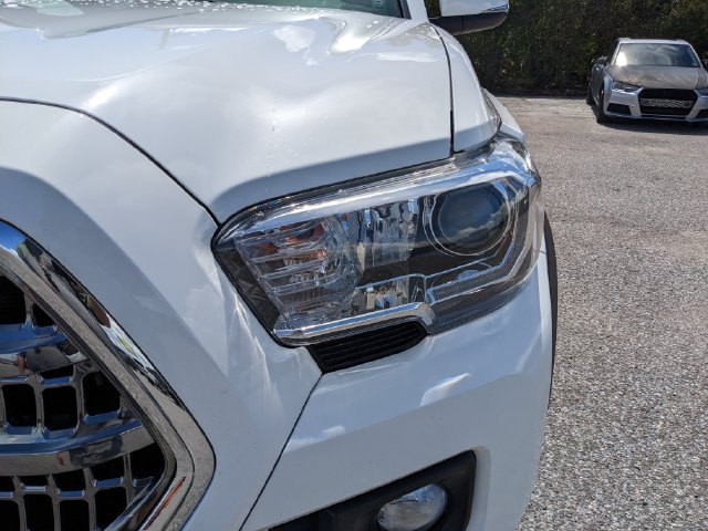 Used 2016 Toyota Tacoma TRD Off-Road w/ Towing Package AWD/4WD image 10