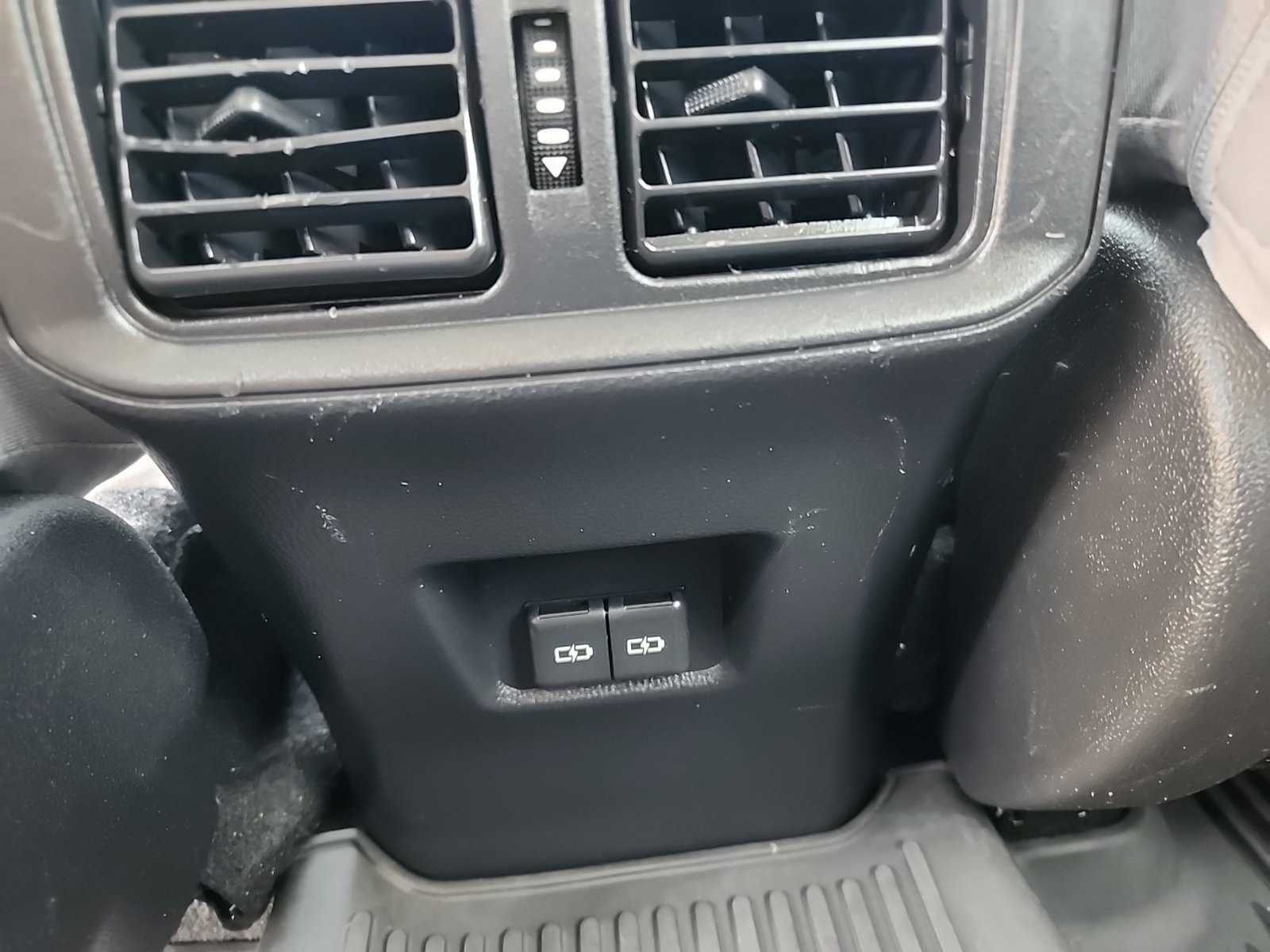 Used 2024 Toyota RAV4 XLE w/ Convenience Package AWD/4WD image 34