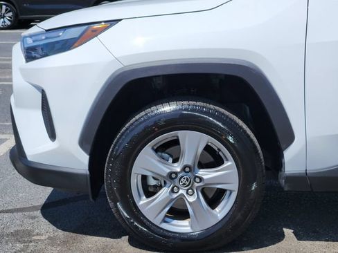 Certified 2025 Toyota RAV4 XLE AWD/4WD image 6