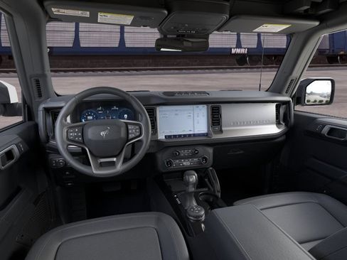New 2026 Ford Bronco Outer Banks w/ Sasquatch Package AWD/4WD image 9