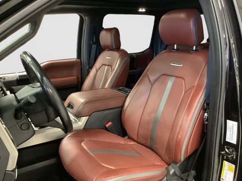 Used 2020 Ford F150 Platinum w/ Equipment Group 701A Luxury AWD/4WD image 10