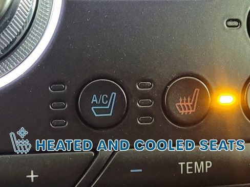 Used 2020 Ford Fusion Energi Titanium image 26