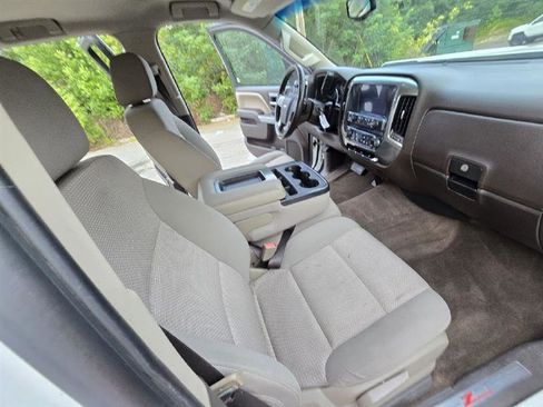 Used 2018 Chevrolet Silverado 1500 LT w/ All Star Edition image 26