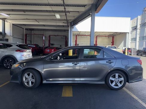 Used 2012 Toyota Camry SE image 15
