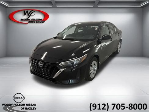 Used 2025 Nissan Sentra S FWD image 1