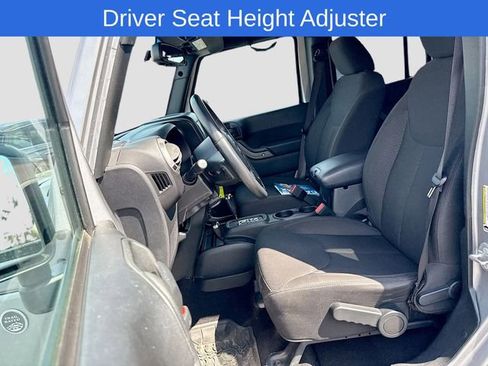 Used 2017 Jeep Wrangler Unlimited Sport AWD/4WD image 16