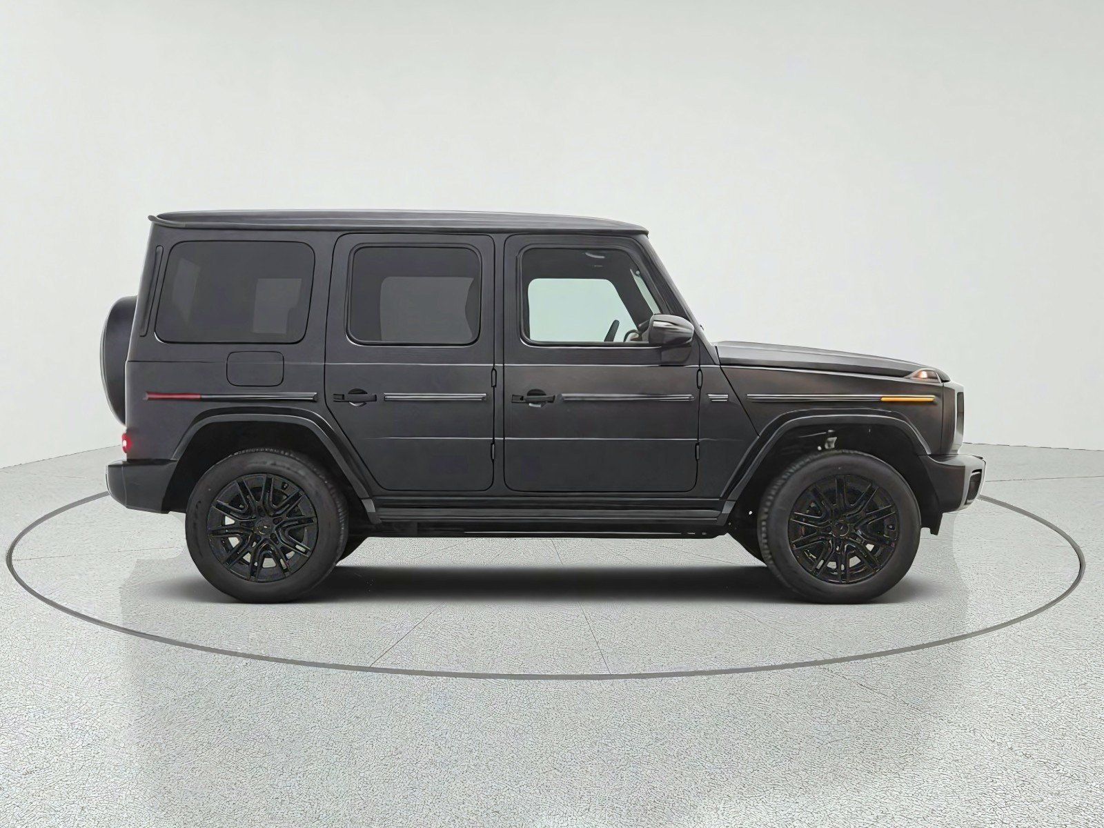 New 2027 Mercedes-Benz G 580 e image 4