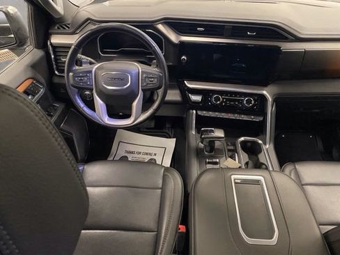 Used 2022 GMC Sierra 1500 Denali AWD/4WD image 2