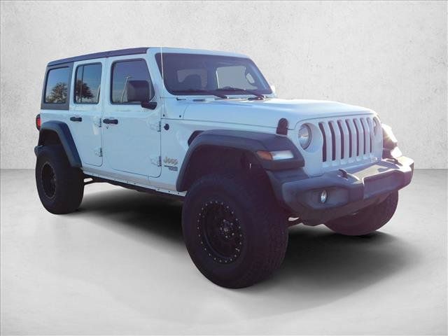 Used 2019 Jeep Wrangler Unlimited Sport S AWD/4WD image 3