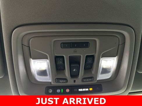 Used 2020 Chevrolet Silverado 1500 LT Trail Boss image 32