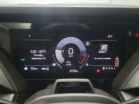 Used 2025 GMC Yukon XL AT4 w/ AT4 Premium Plus Package image 16