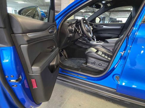 Used 2018 Alfa Romeo Stelvio Ti Sport image 24