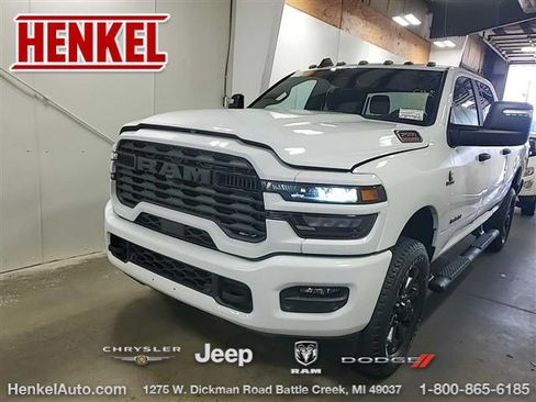 Used 2025 RAM 2500 Big Horn AWD/4WD image 1