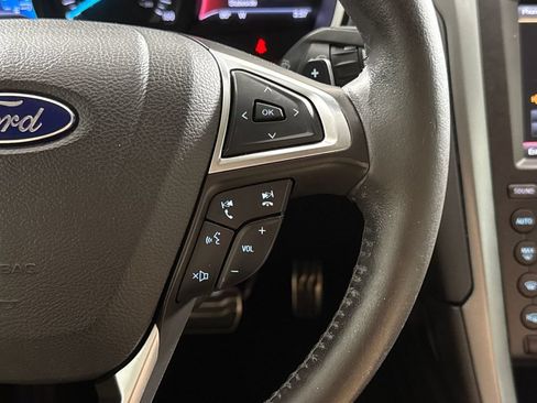 Used 2016 Ford Fusion Titanium FWD image 14