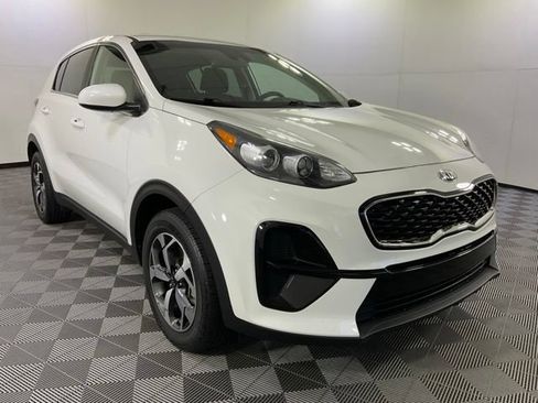 Used 2020 Kia Sportage LX FWD image 3