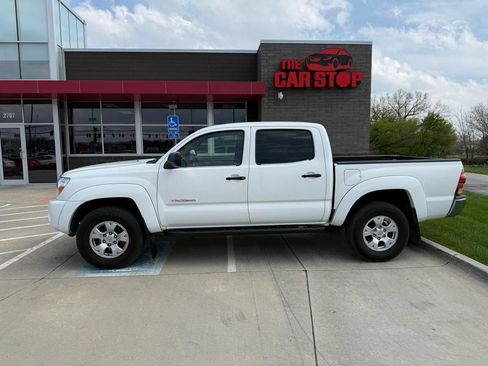 Used 2006 Toyota Tacoma PreRunner image 2