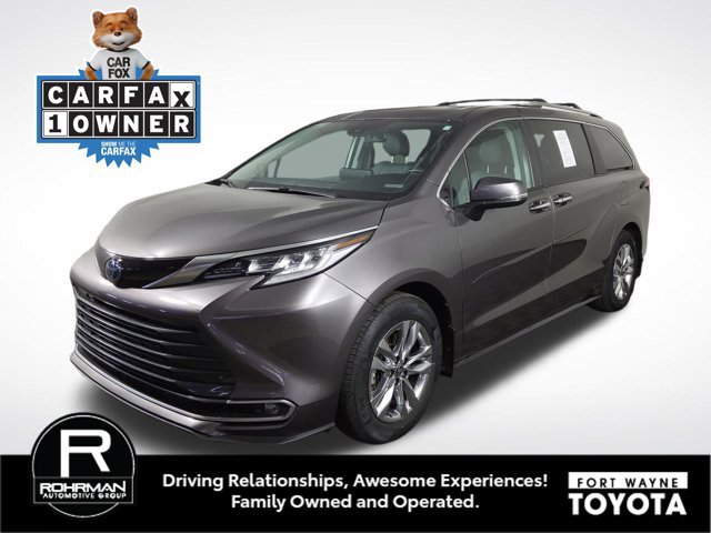 Used 2024 Toyota Sienna Limited AWD/4WD image 1