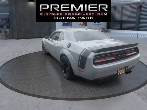 Used 2022 Dodge Challenger R/T Scat Pack RWD image 6