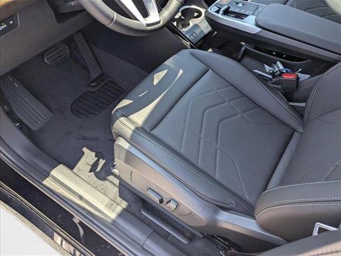 Used 2025 BMW X1 xDrive28i w/ Convenience Package image 4