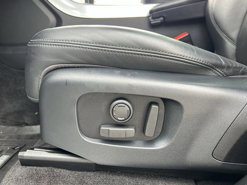 Used 2021 Land Rover Range Rover Sport HSE Silver Edition image 15