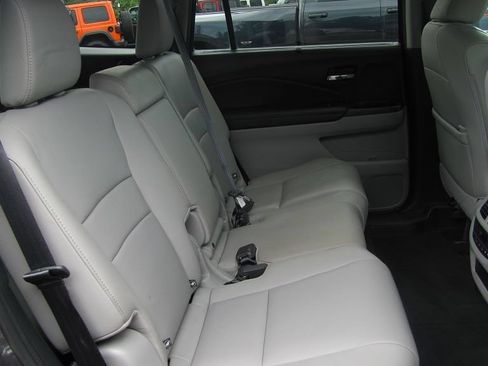 Used 2021 Honda Pilot EX-L image 9