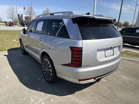Used 2026 Hyundai Palisade Calligraphy image 5