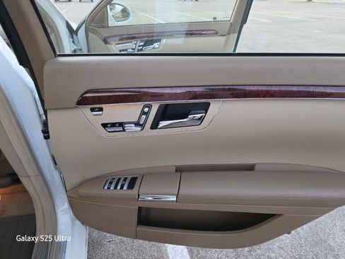 Used 2008 Mercedes-Benz S 550 image 23