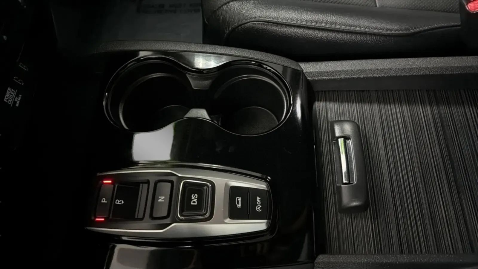 Used 2017 Honda Pilot Elite image 12