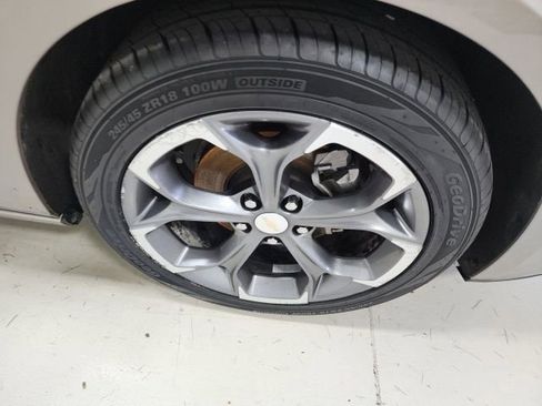 Used 2023 Chevrolet Malibu LT image 39