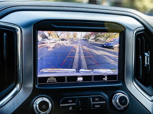 Used 2020 GMC Sierra 1500 Elevation w/ Elevation Value Package image 24